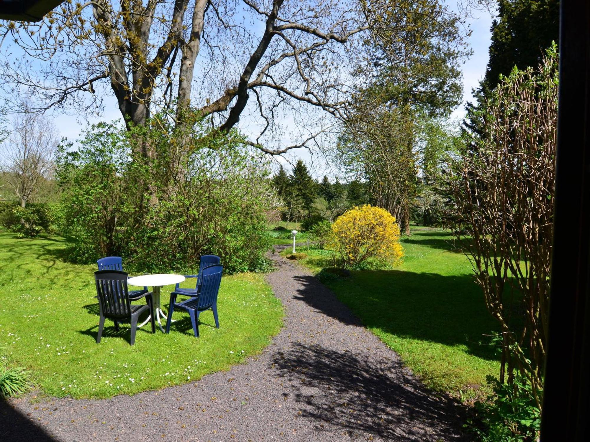 Apartment In Tabarz Thuringia Near The Forest Exteriör bild